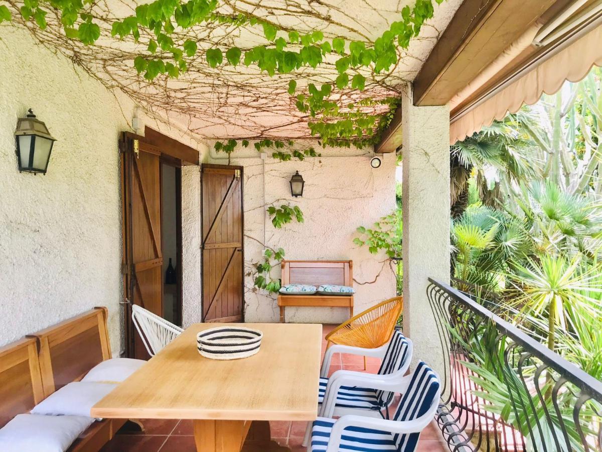 Casa Mediterranea Con Gran Jardin Y Piscina A 500 M De La Playa Roda de Bara Bagian luar foto