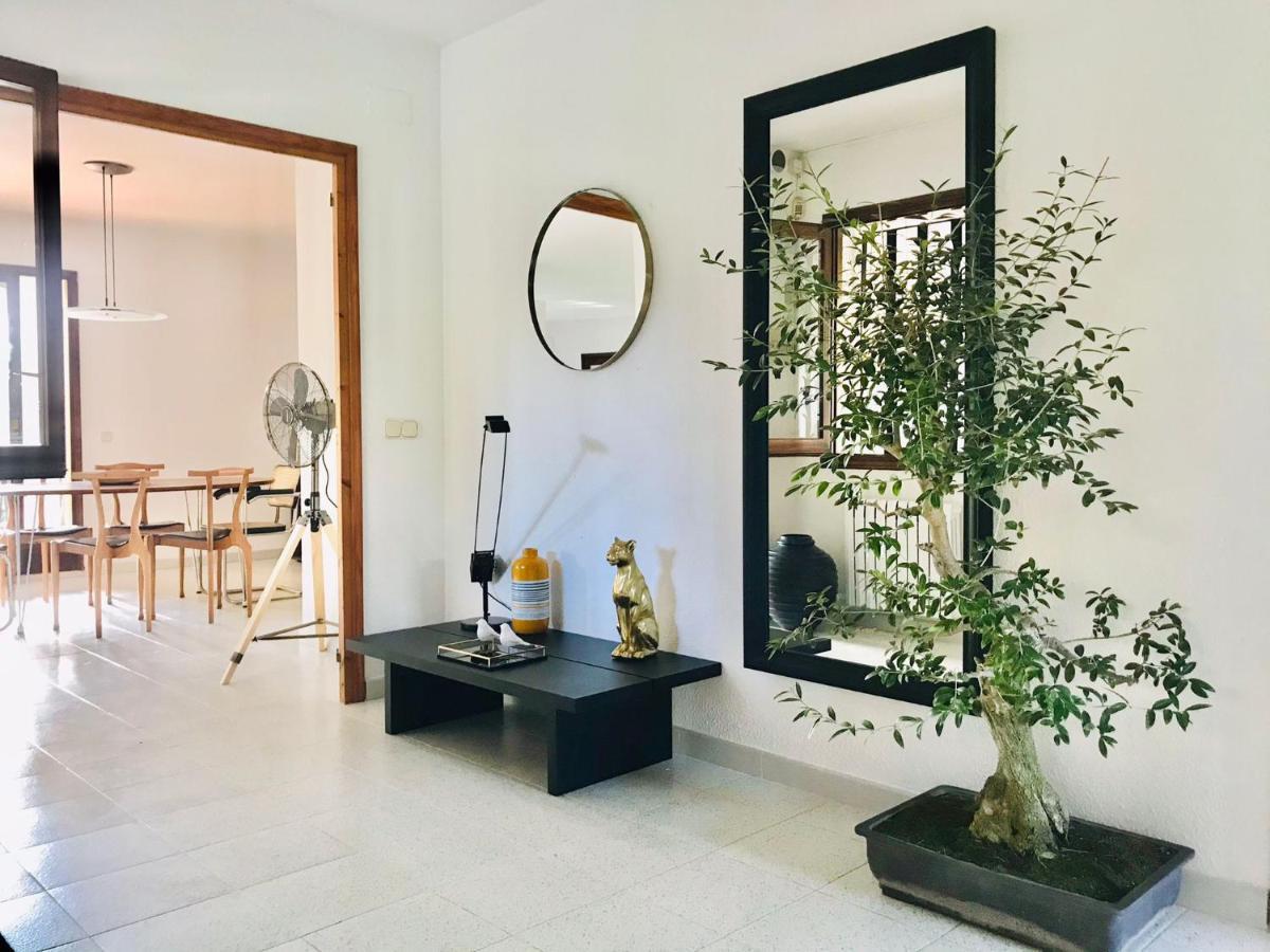 Casa Mediterranea Con Gran Jardin Y Piscina A 500 M De La Playa Roda de Bara Bagian luar foto