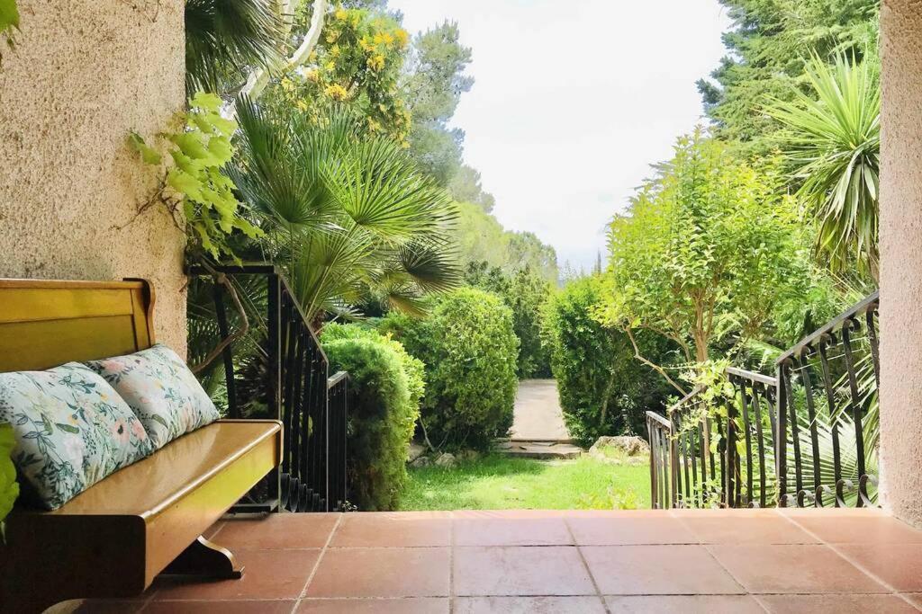 Casa Mediterranea Con Gran Jardin Y Piscina A 500 M De La Playa Roda de Bara Bagian luar foto