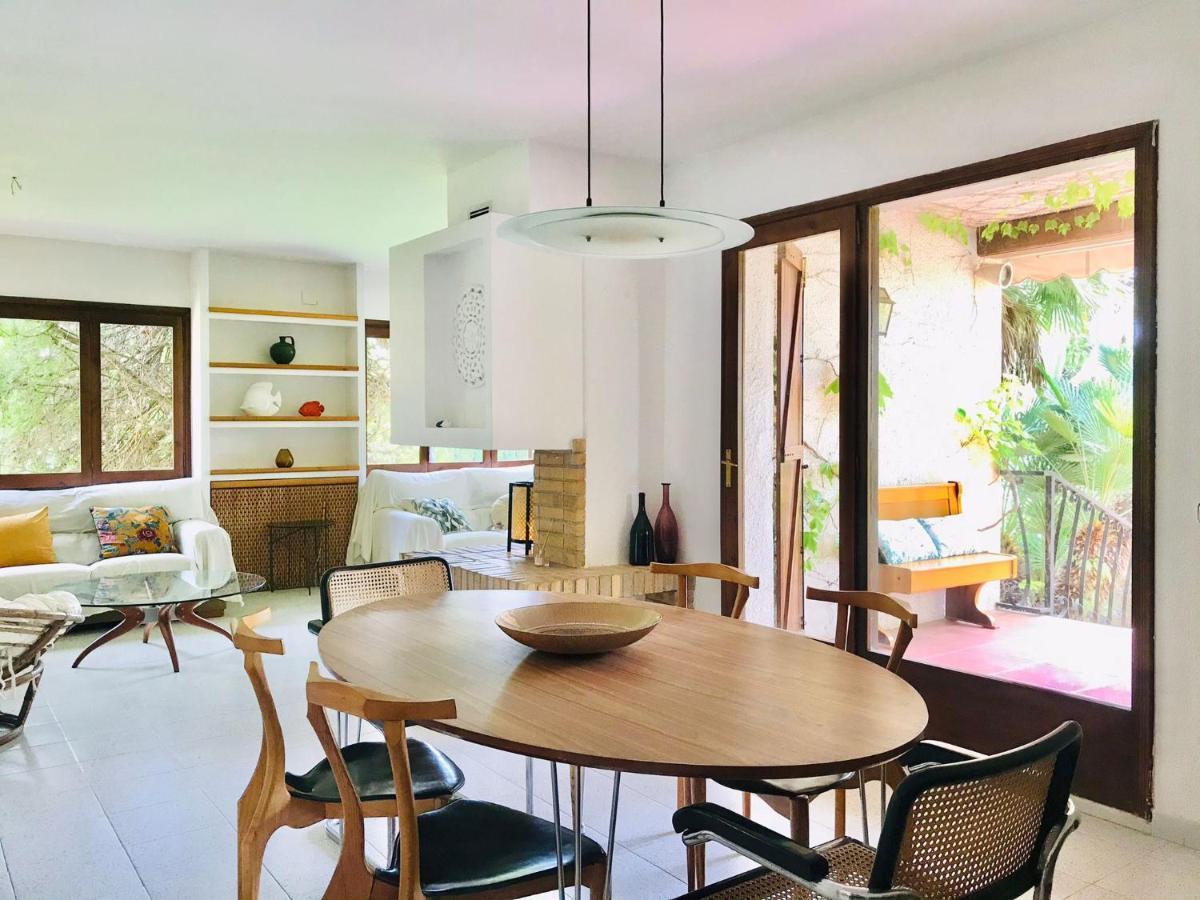 Casa Mediterranea Con Gran Jardin Y Piscina A 500 M De La Playa Roda de Bara Bagian luar foto
