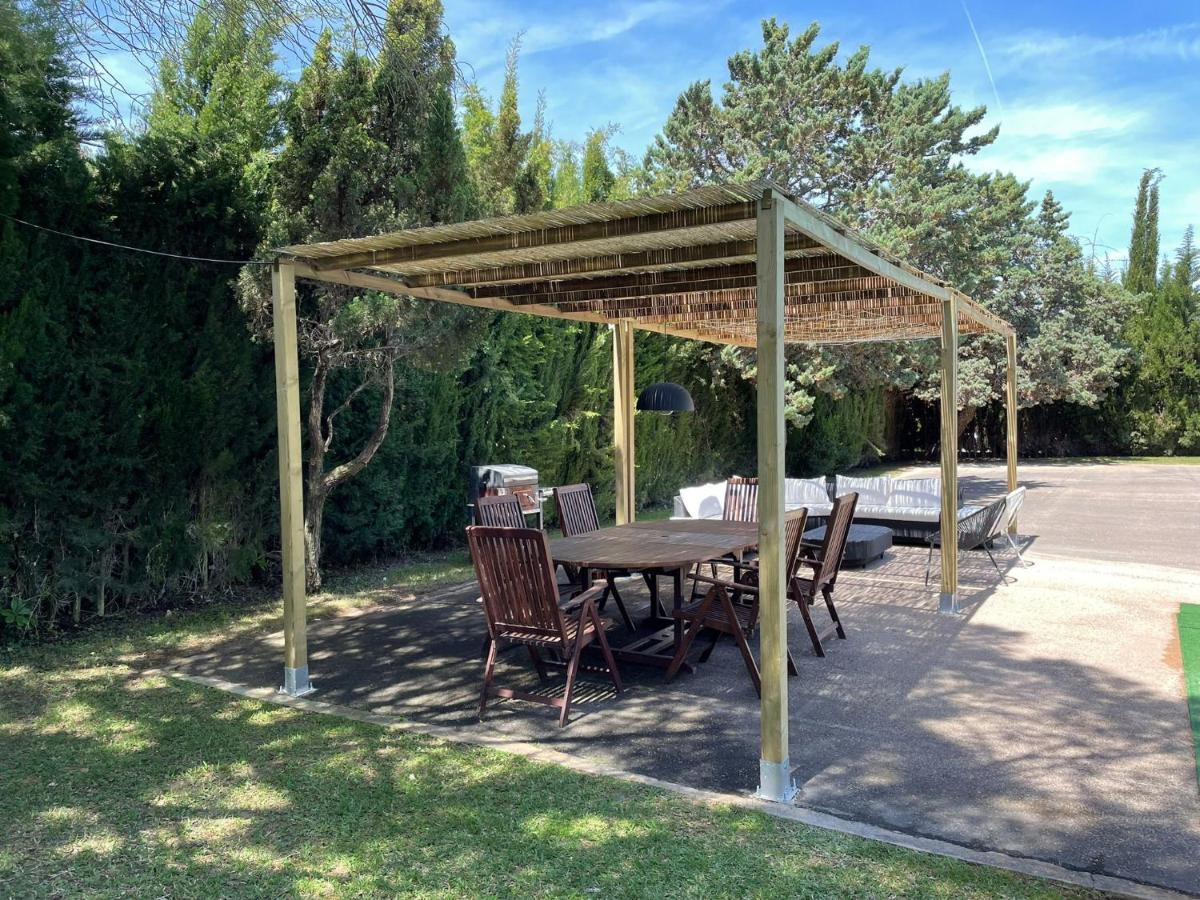 Casa Mediterranea Con Gran Jardin Y Piscina A 500 M De La Playa Roda de Bara Bagian luar foto