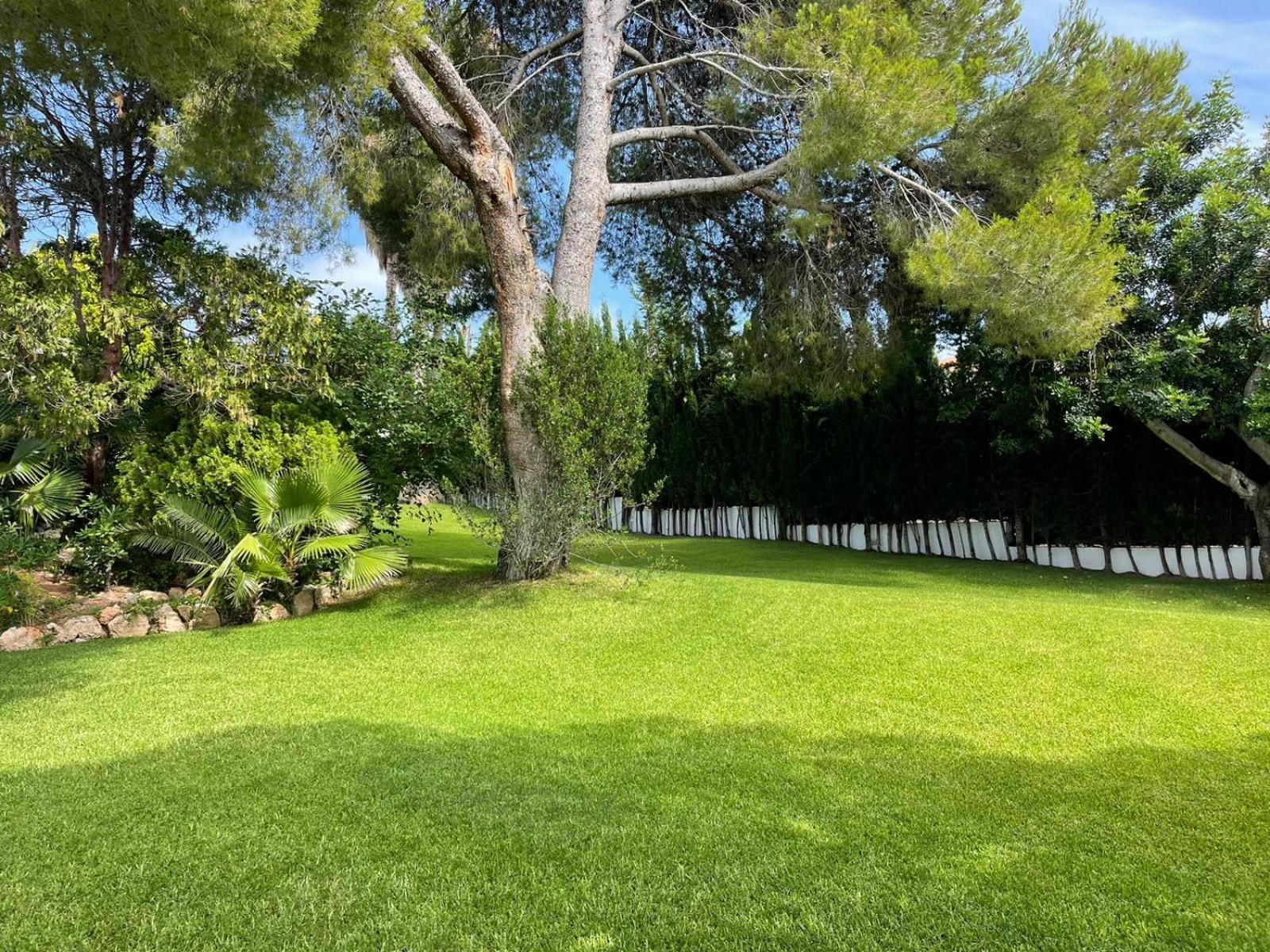 Casa Mediterranea Con Gran Jardin Y Piscina A 500 M De La Playa Roda de Bara Bagian luar foto