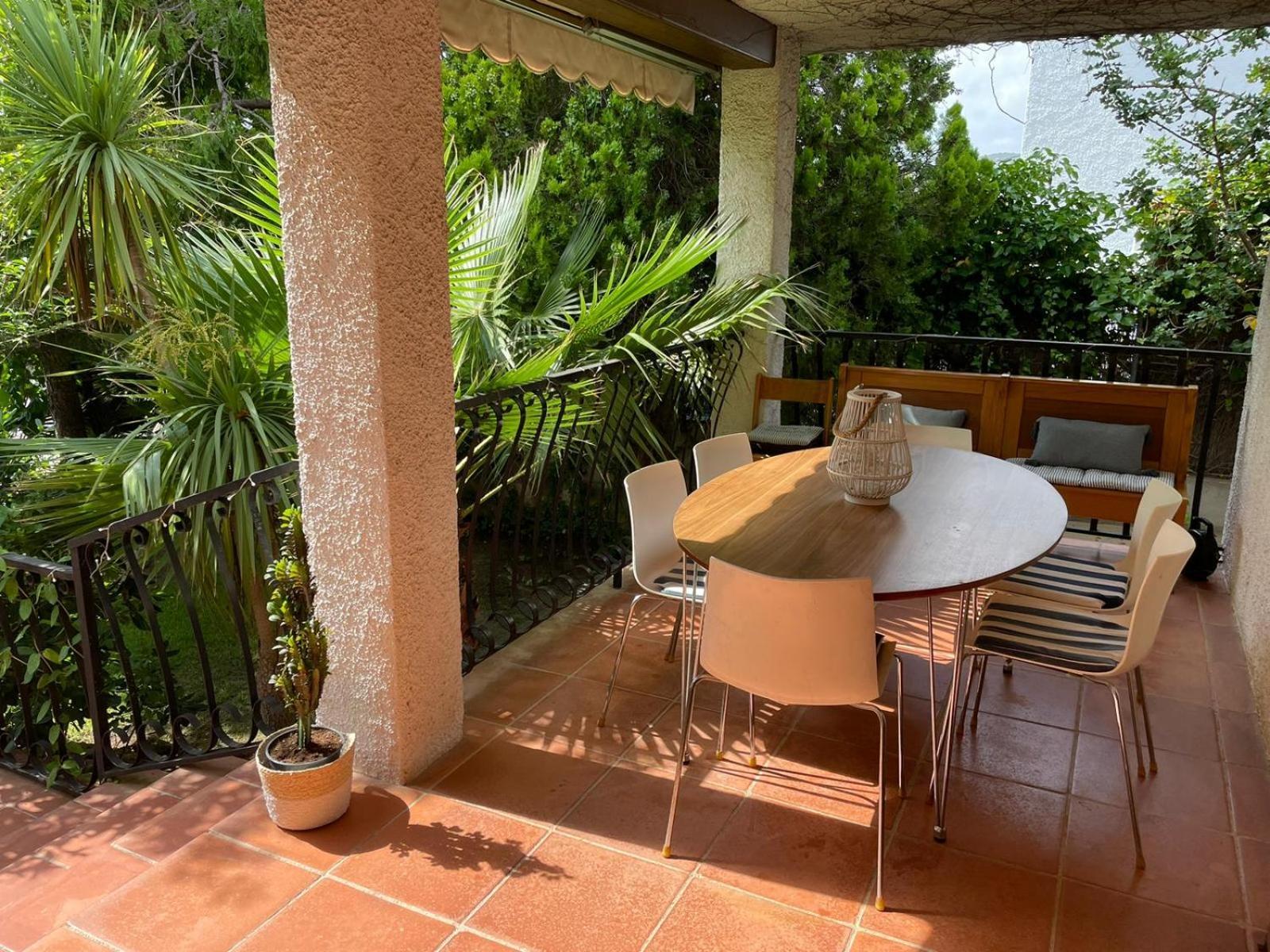 Casa Mediterranea Con Gran Jardin Y Piscina A 500 M De La Playa Roda de Bara Bagian luar foto