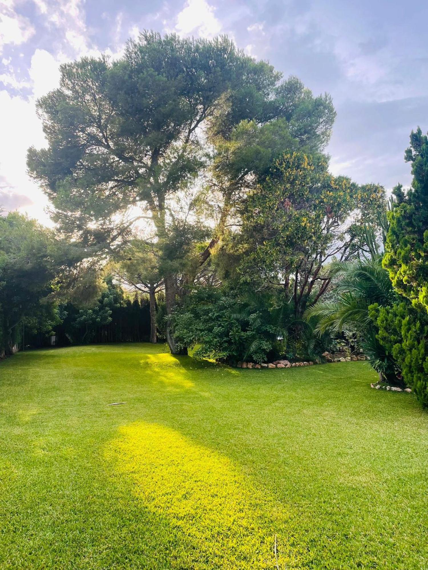 Casa Mediterranea Con Gran Jardin Y Piscina A 500 M De La Playa Roda de Bara Bagian luar foto