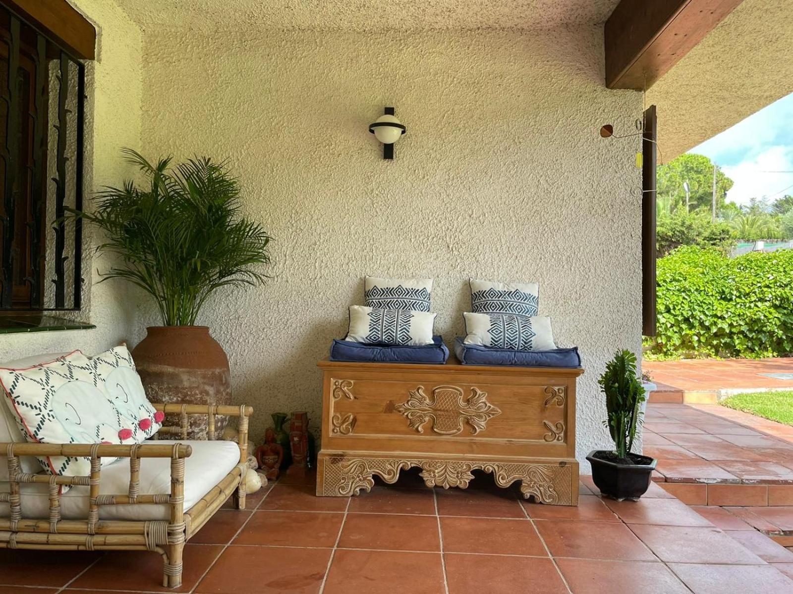 Casa Mediterranea Con Gran Jardin Y Piscina A 500 M De La Playa Roda de Bara Bagian luar foto